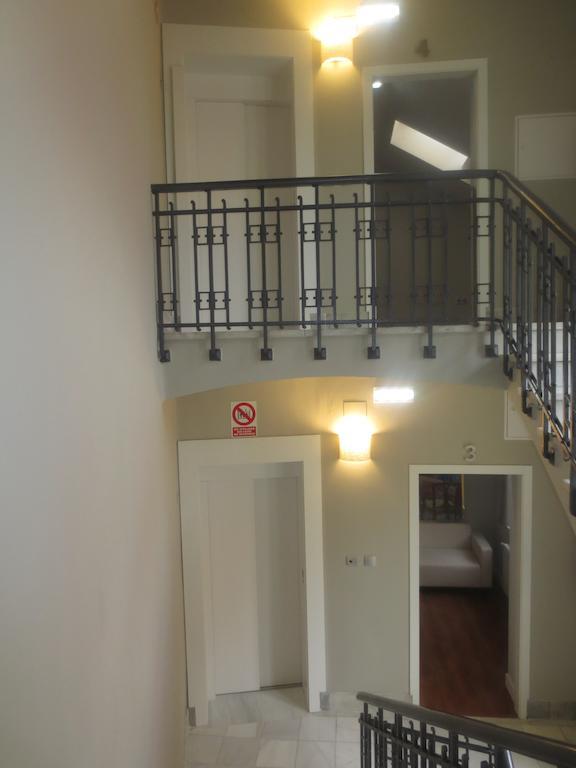 Hotel Rosal Овиедо Екстериор снимка