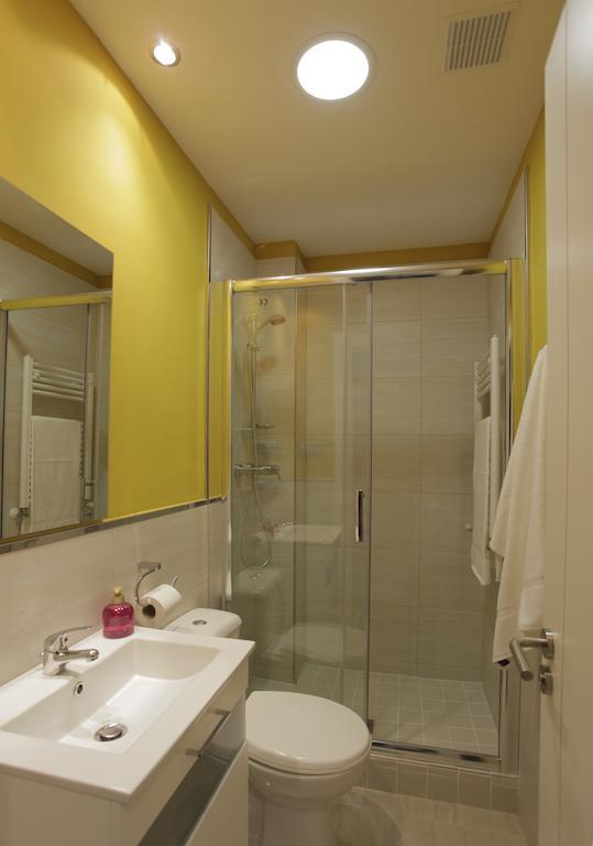 Hotel Rosal Овиедо Екстериор снимка