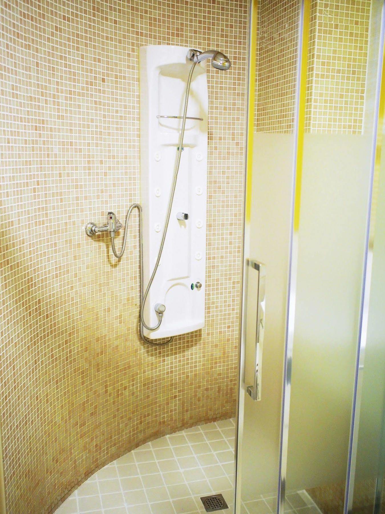 Hotel Rosal Овиедо Екстериор снимка